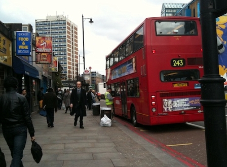 © Robert Rotifer Old Street, Doppeldeckerbus